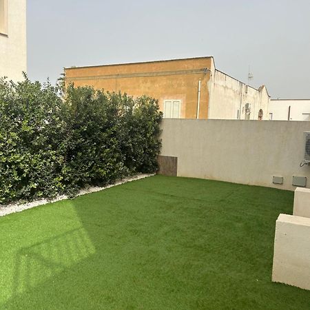 Anemos Apartments Марсала Екстериор снимка