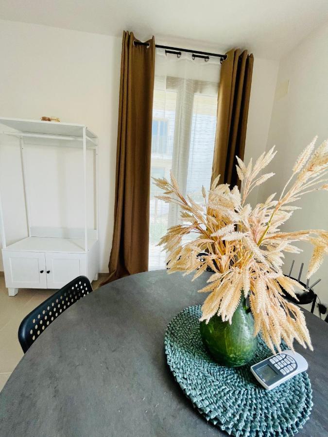 Anemos Apartments Марсала Екстериор снимка