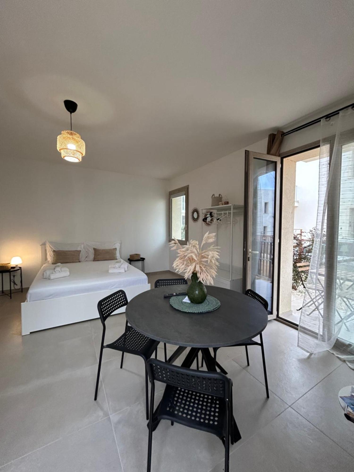 Anemos Apartments Марсала Екстериор снимка