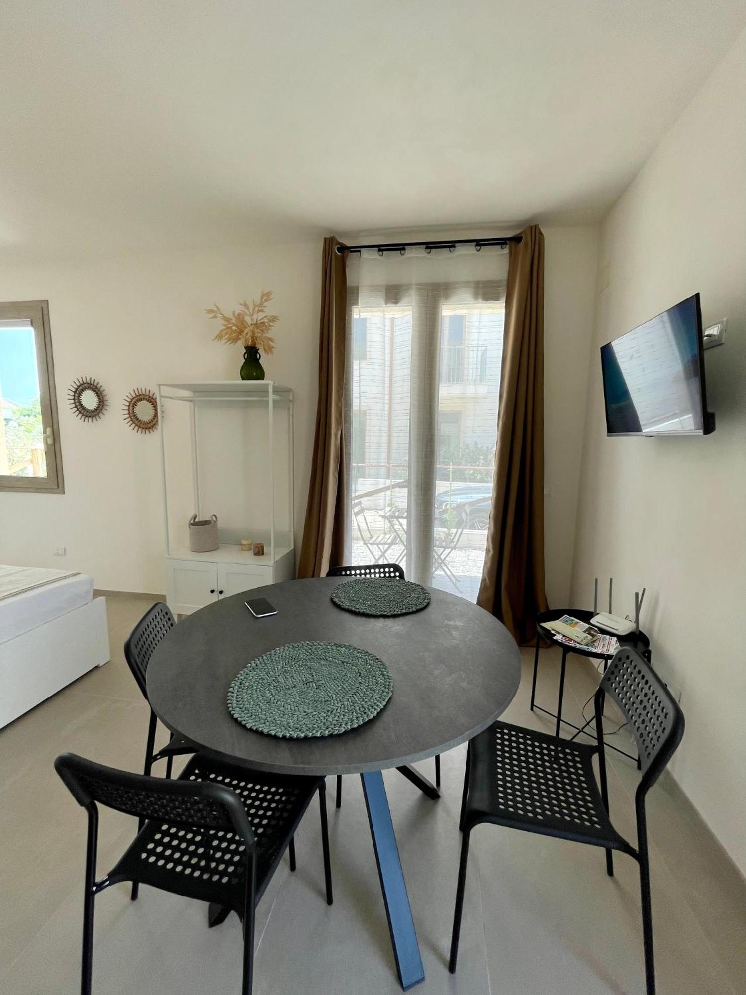 Anemos Apartments Марсала Екстериор снимка