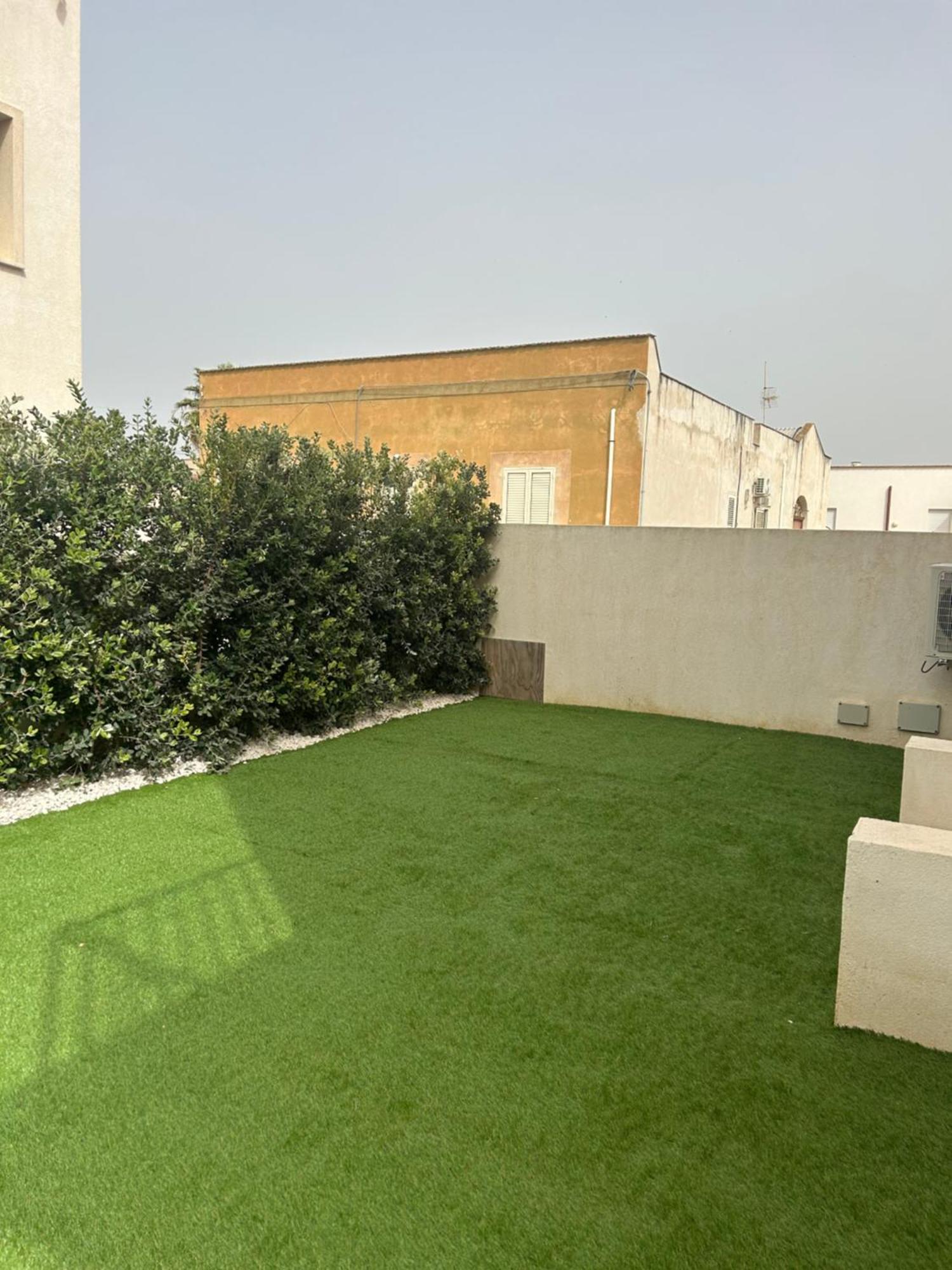 Anemos Apartments Марсала Екстериор снимка